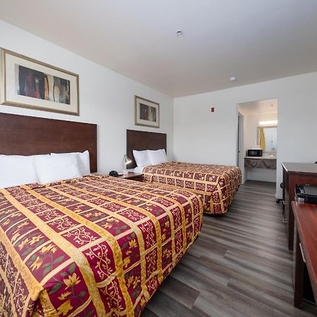 America Inn & Suites Риджкрест Екстериор снимка