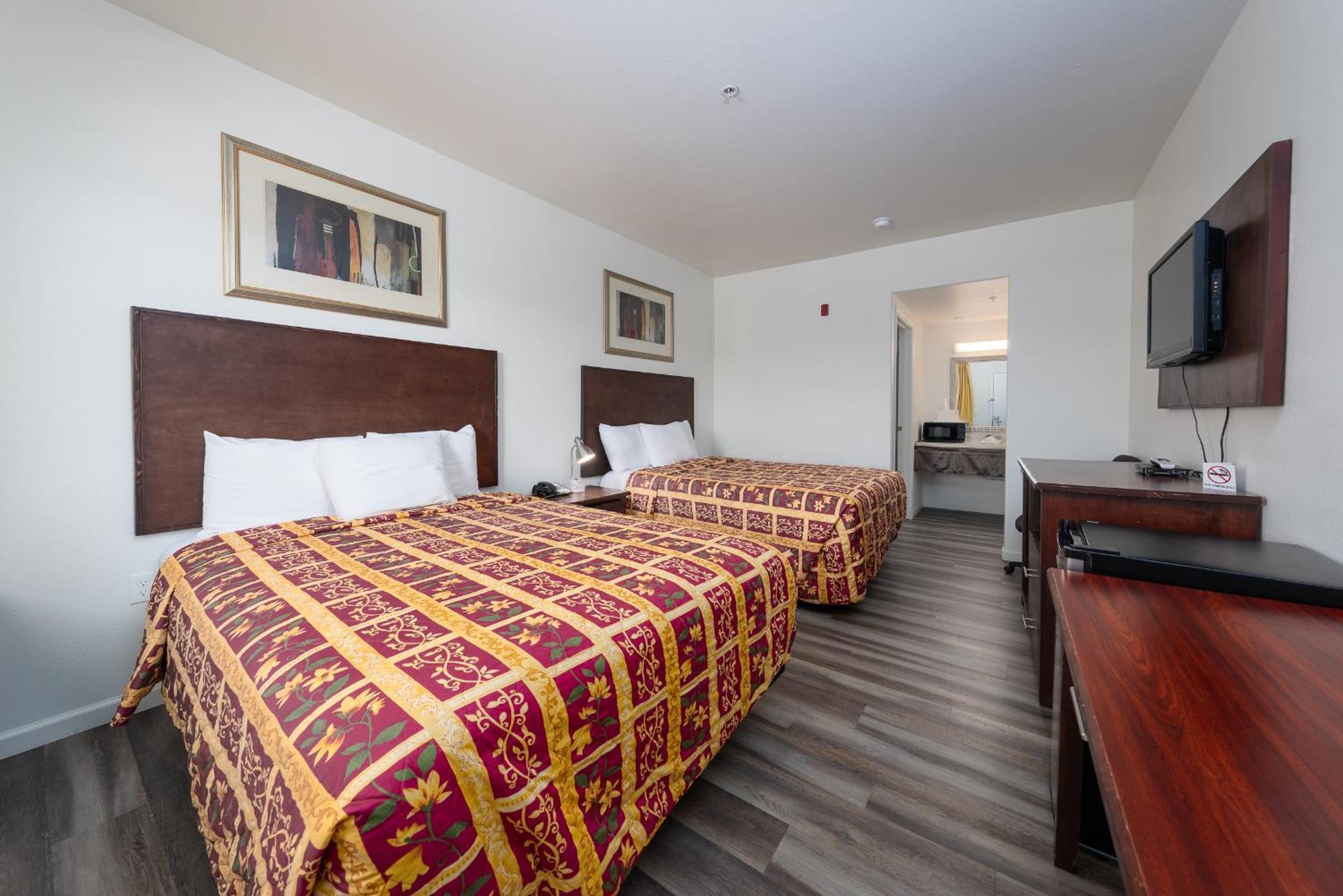 America Inn & Suites Риджкрест Екстериор снимка