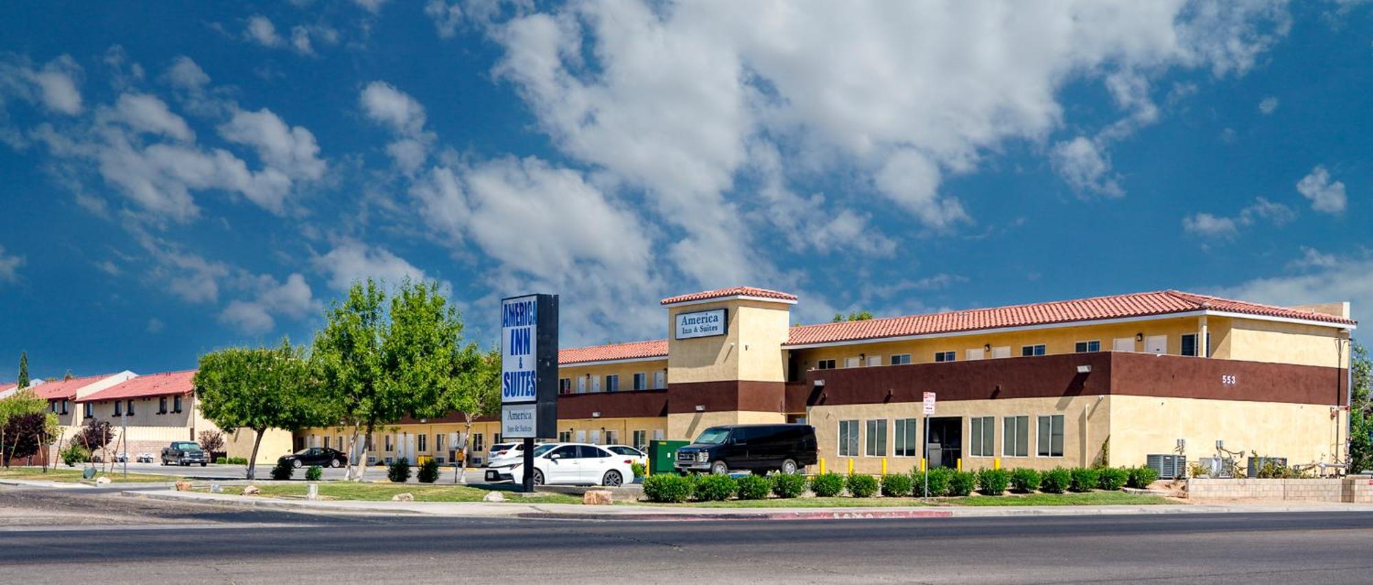 America Inn & Suites Риджкрест Екстериор снимка